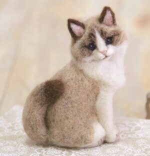 H441-466 Ragdoll Cat Felting Kit