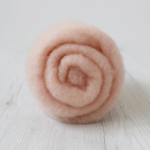 Carded Maori Wool - Hollyhock