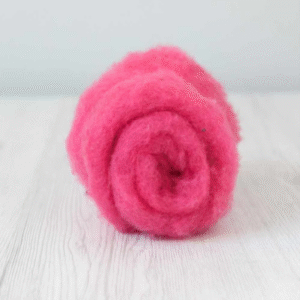 Carded Maori Wool - Lipstick